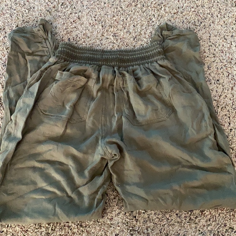 Joggers - Picture 2 of 3
